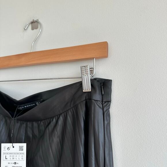 Zara Pleated Midi Skirt Black L NWT - Picture 7 of 9